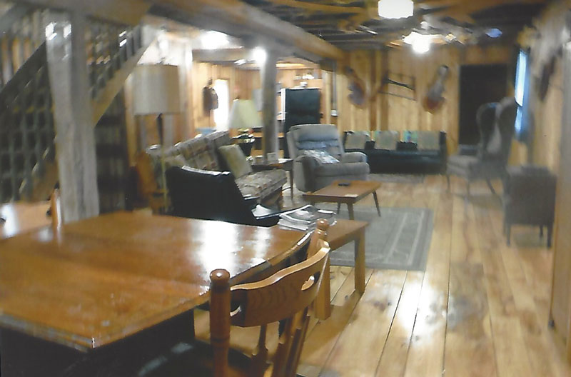 Living Room in Main Lodge at Minnesota Outfitters Ten Point Lodge LLC in Houston County, MN